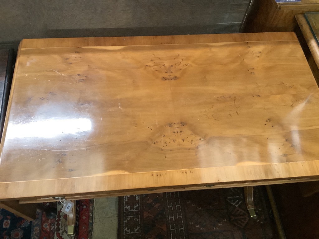 A reproduction yew wood sofa table, width 92cm depth 50cm height 73cm